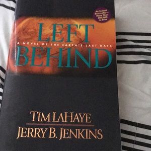 Left Behind (A Novel of the Earths Last Days)